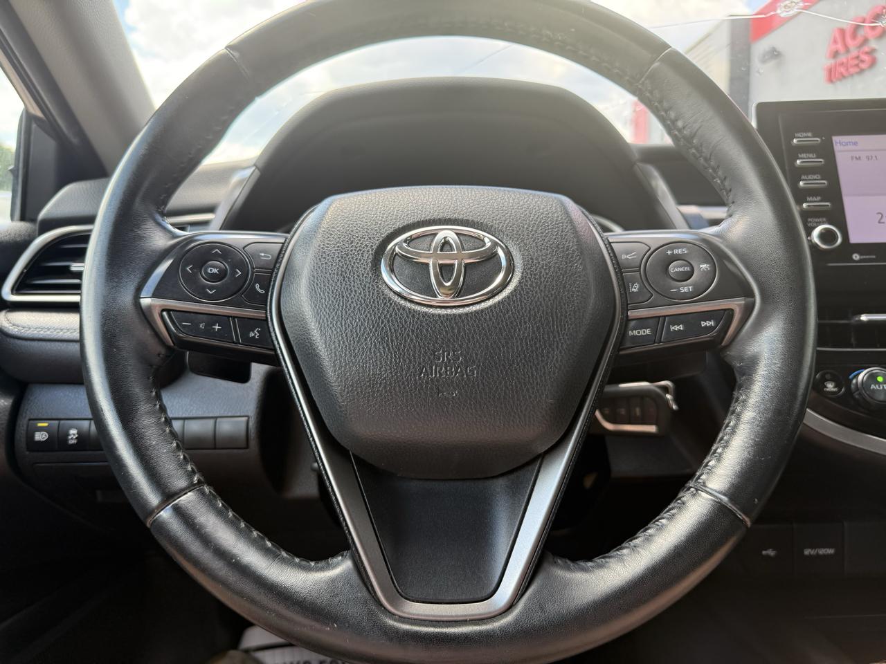 Toyota Camry  2022