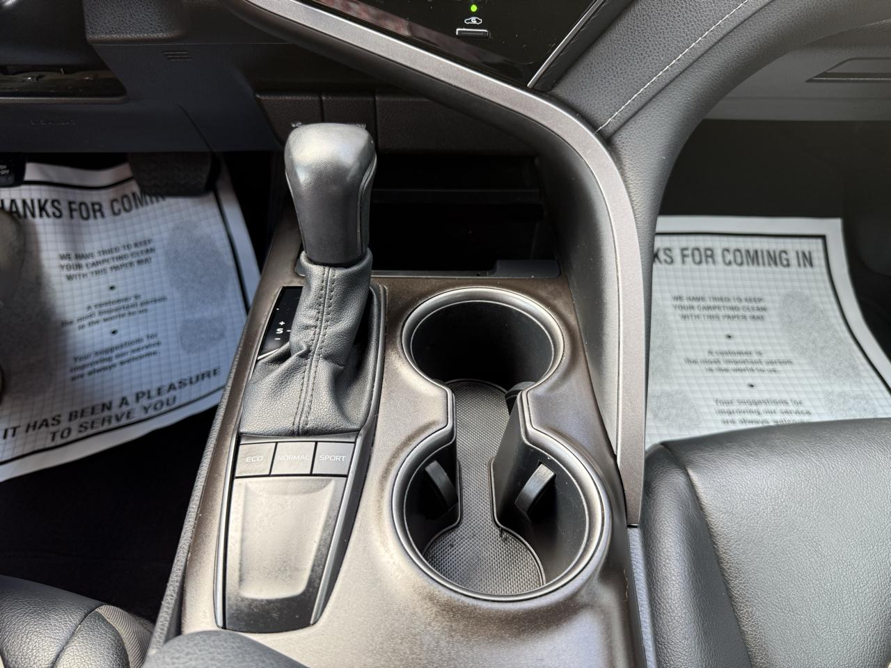 Toyota Camry  2022