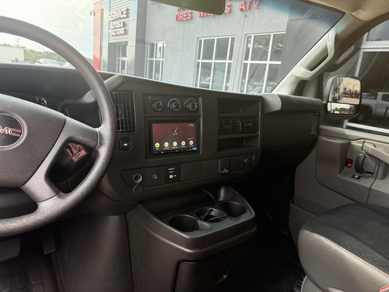 GMC Savana Cargo Van  2020