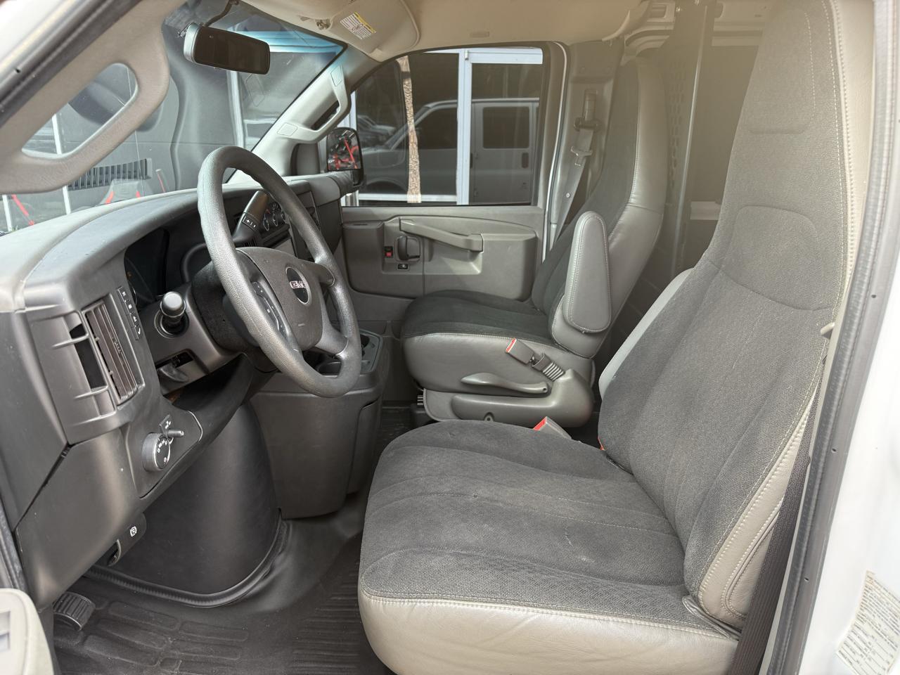 GMC Savana Cargo Van  2020