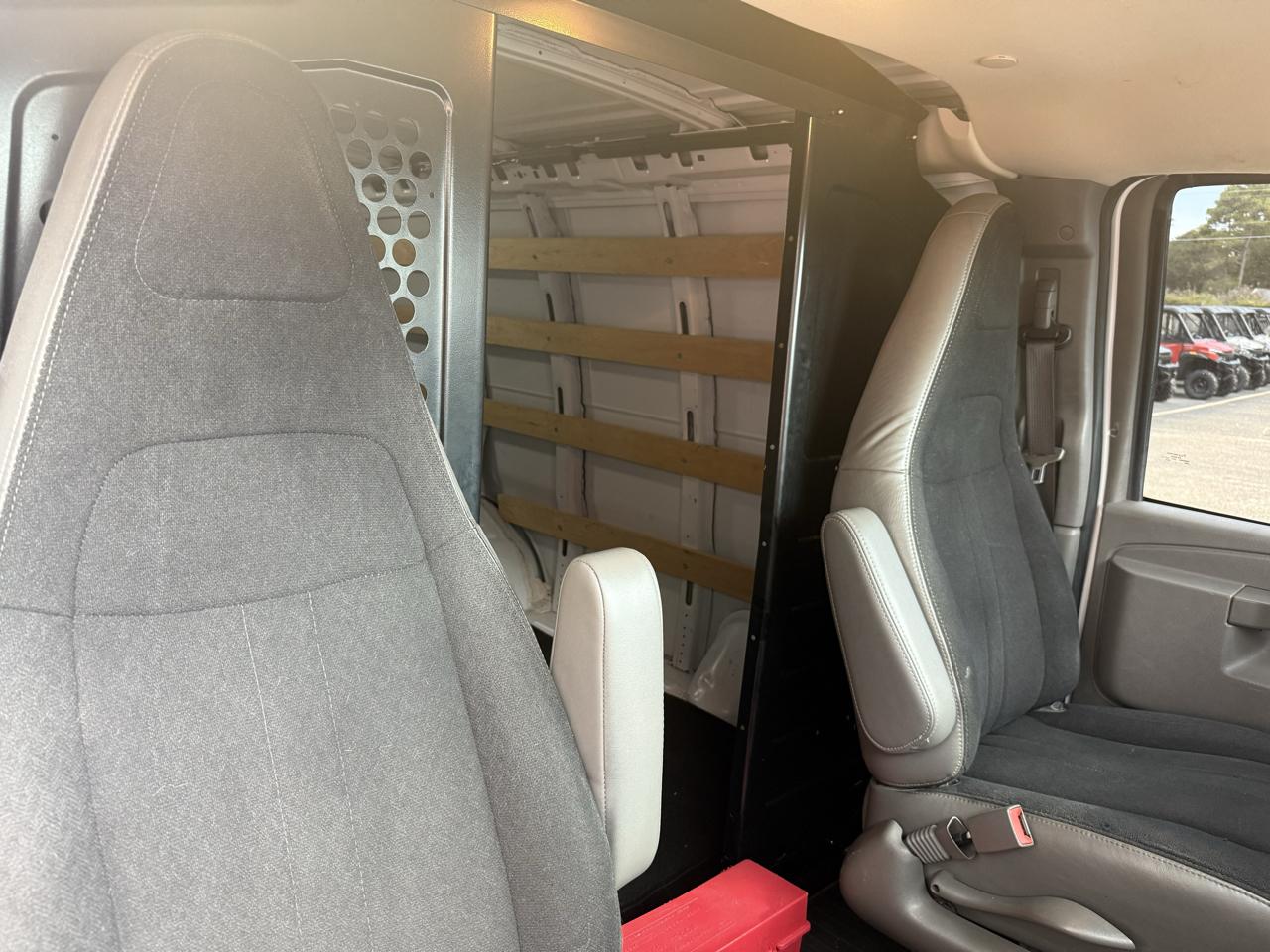 GMC Savana Cargo Van  2020