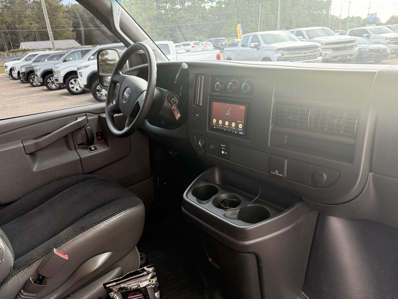 GMC Savana Cargo Van  2020