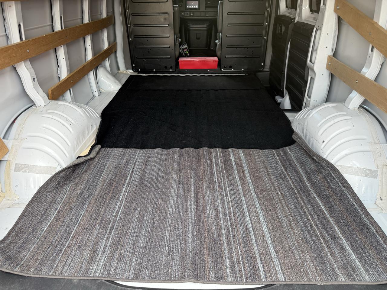 GMC Savana Cargo Van  2020