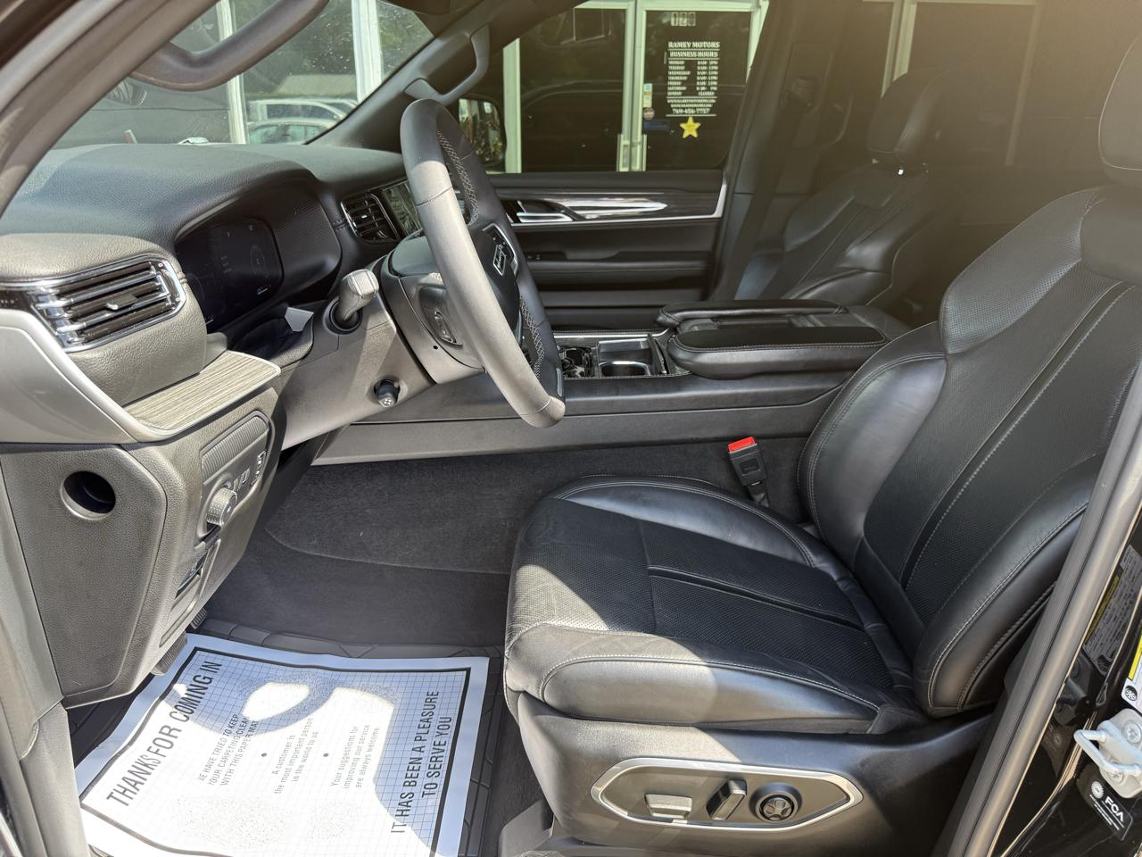 Jeep Wagoneer  2022