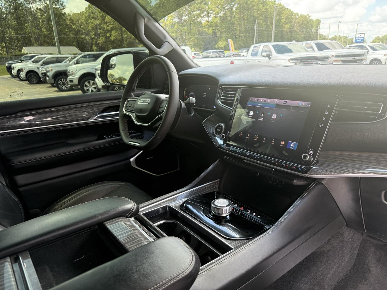Jeep Wagoneer  2022