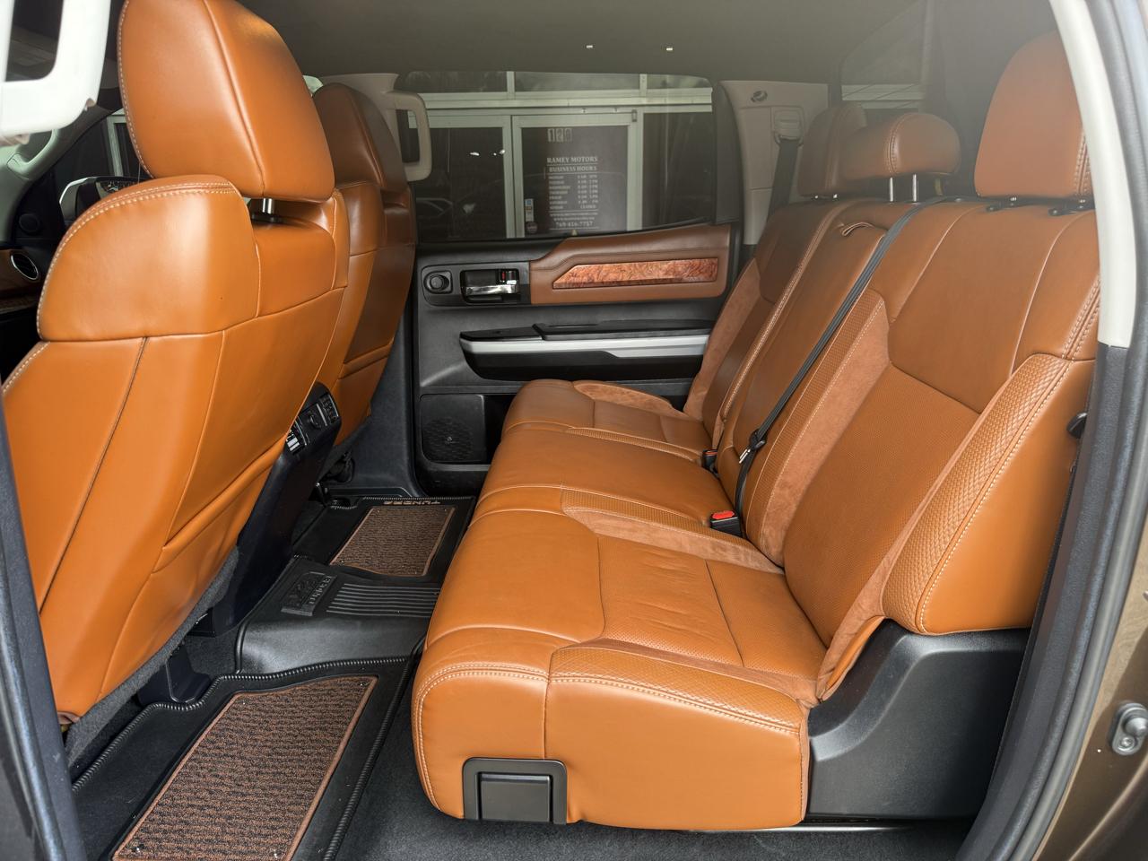 Toyota Tundra 4WD  2021