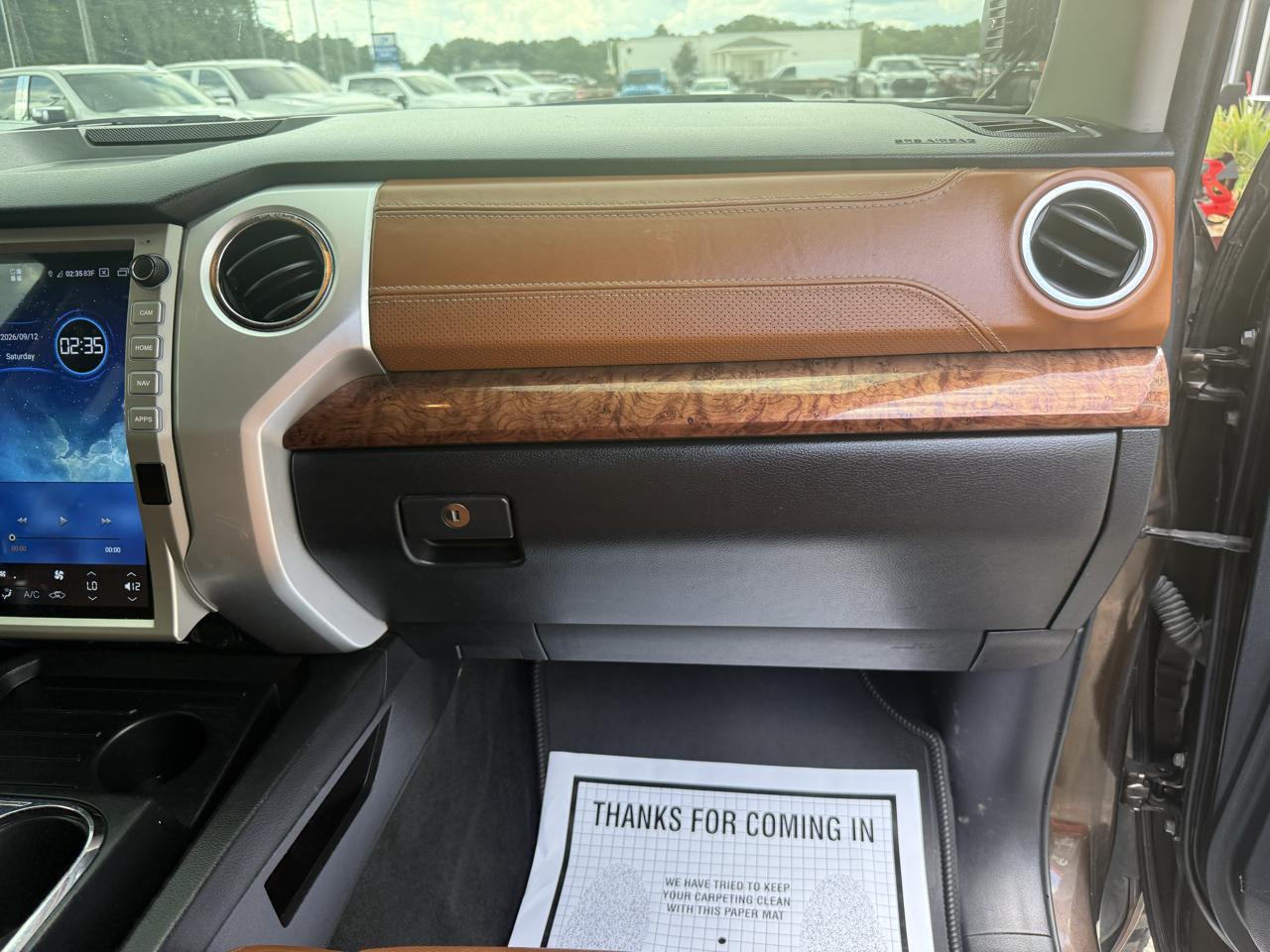 Toyota Tundra 4WD  2021
