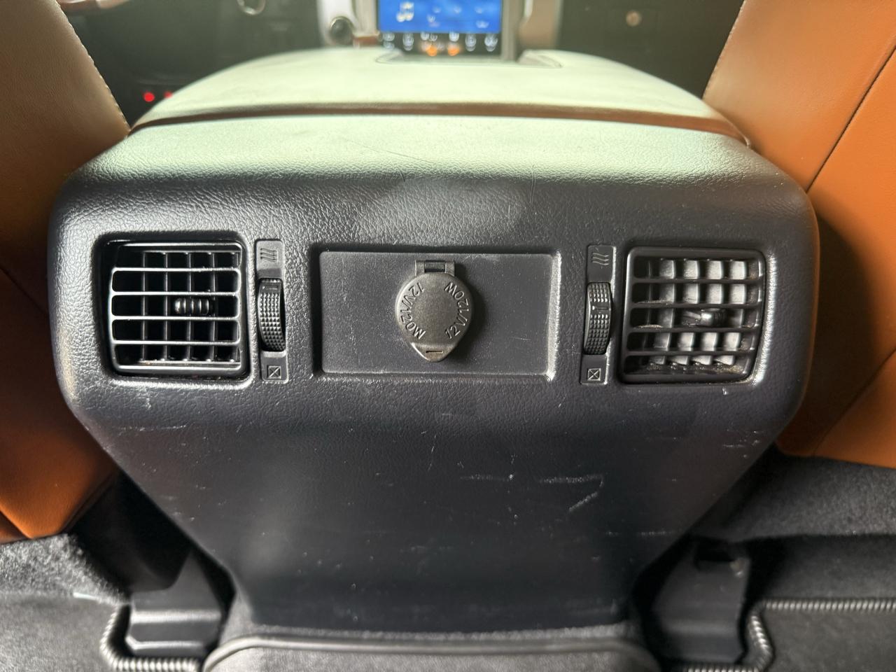 Toyota Tundra 4WD  2021