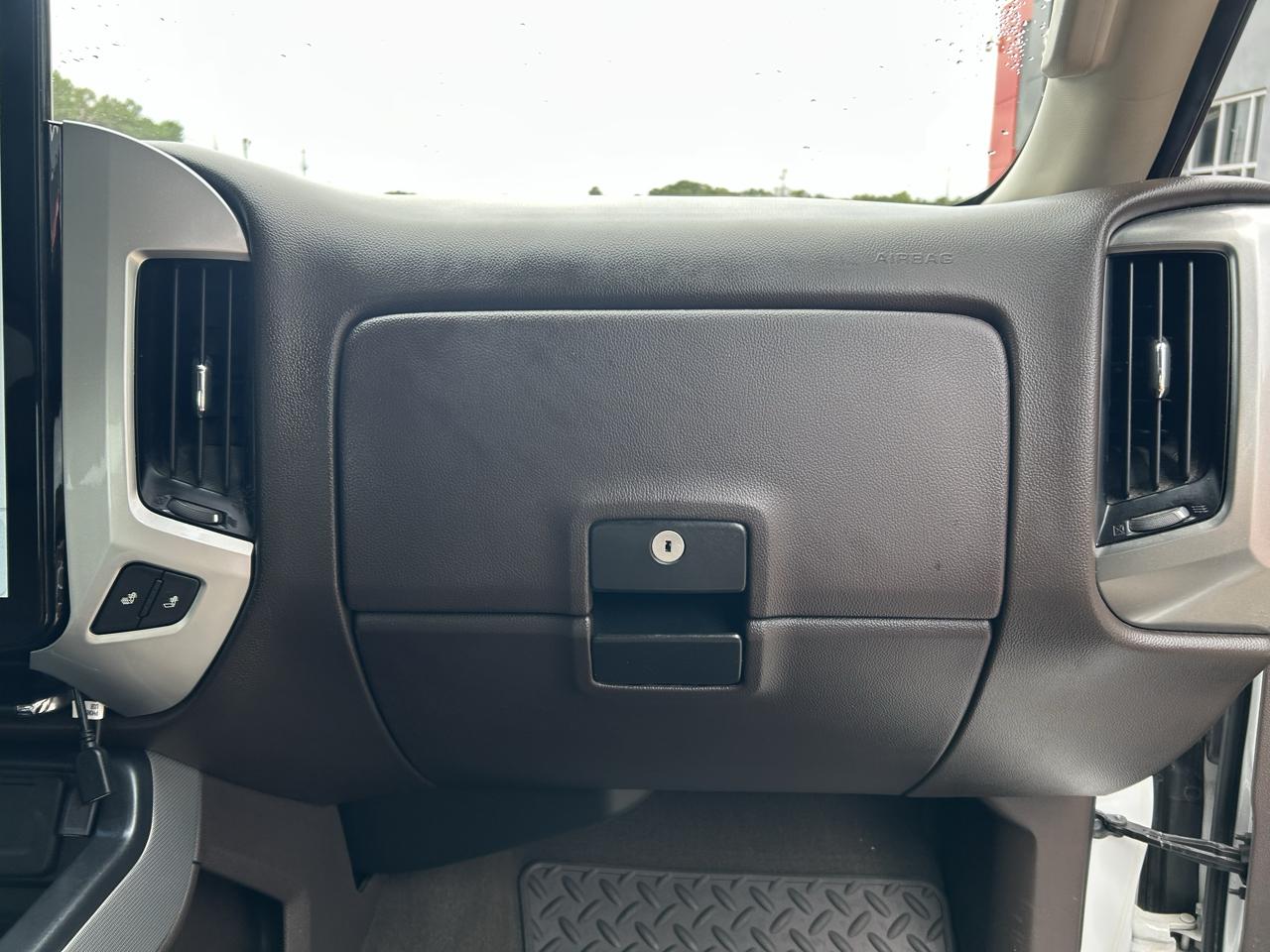 Chevrolet Silverado 1500  2018