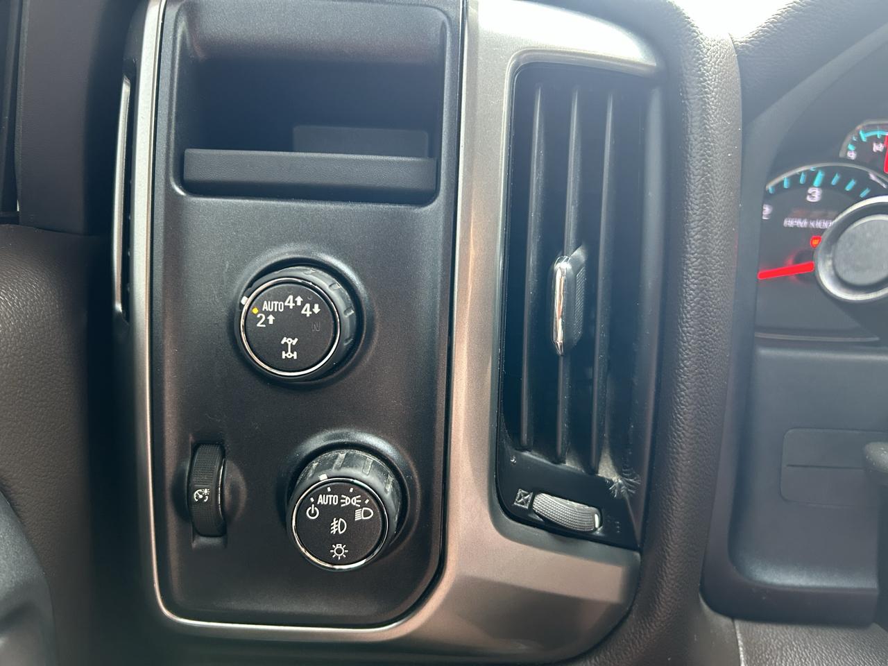 Chevrolet Silverado 1500  2018