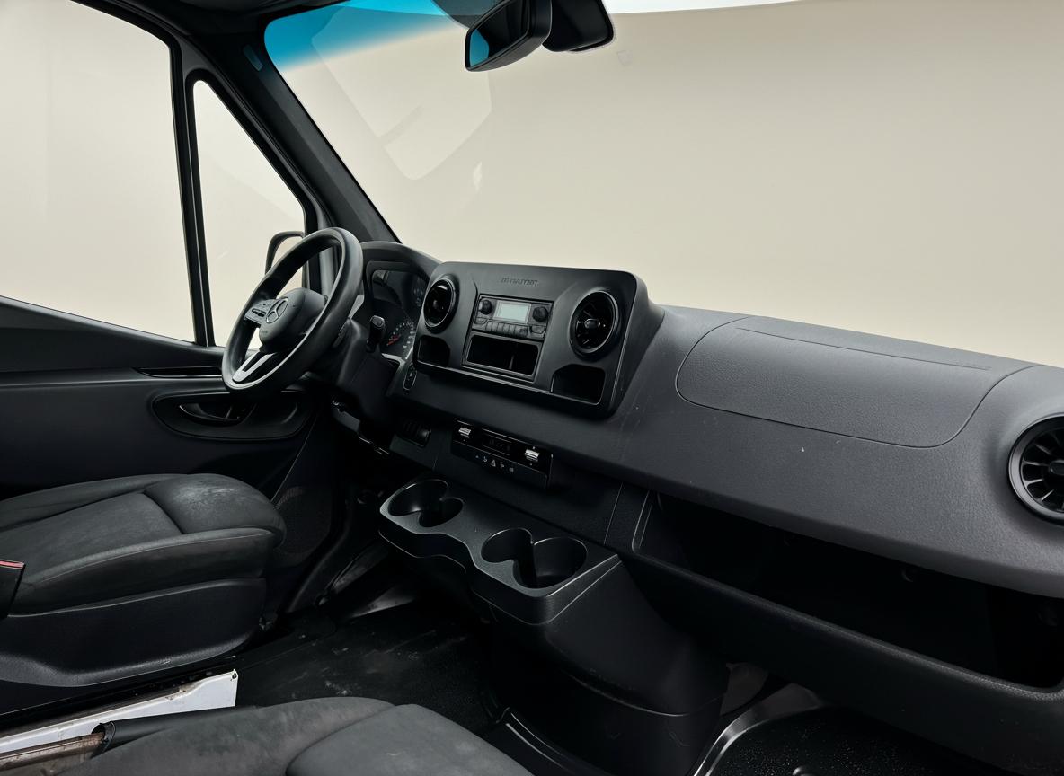 Mercedes-Benz Sprinter Van 2500 High Roof V6 170" Extended RWD 2019
