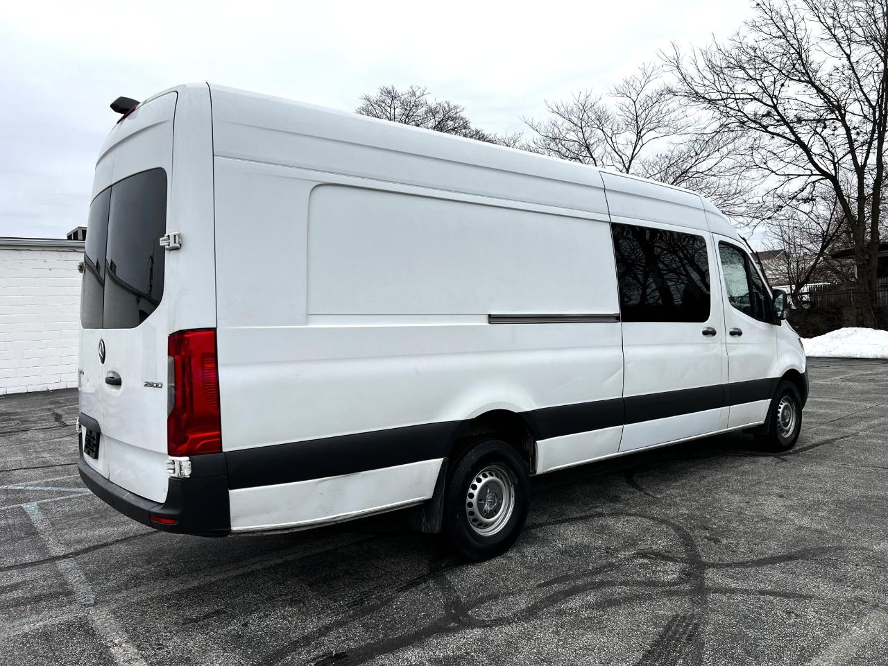 Mercedes-Benz Sprinter Van 2500 High Roof V6 170" Extended RWD 2019