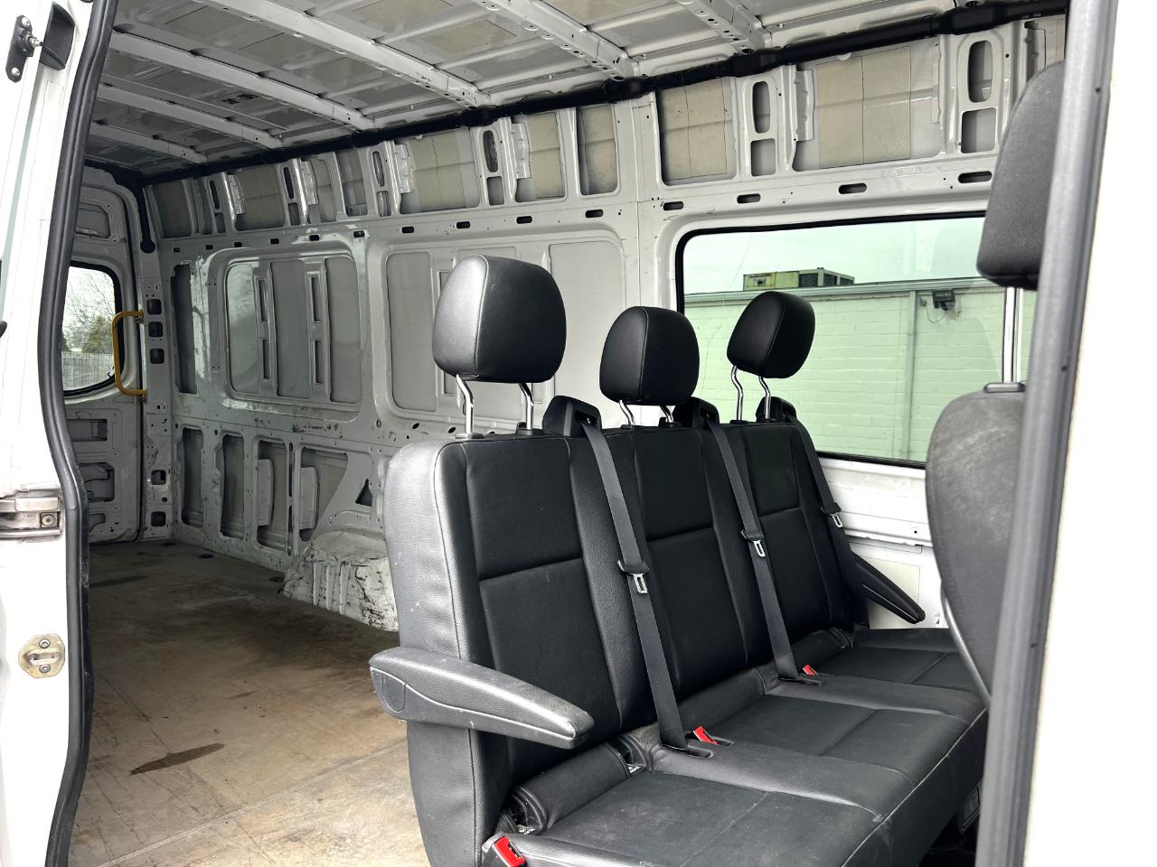 Mercedes-Benz Sprinter Van 2500 High Roof V6 170" Extended RWD 2019