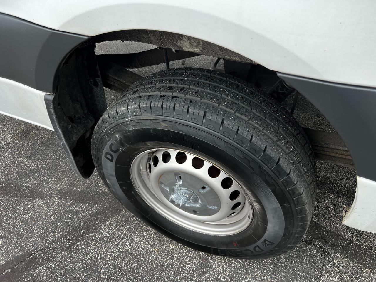 Mercedes-Benz Sprinter Van 2500 High Roof V6 170" Extended RWD 2019