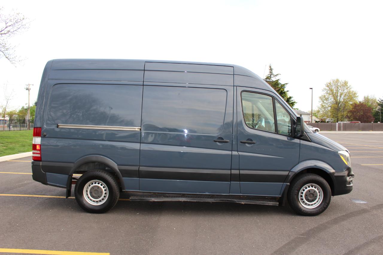 Mercedes-Benz Sprinter Cargo Van  2018