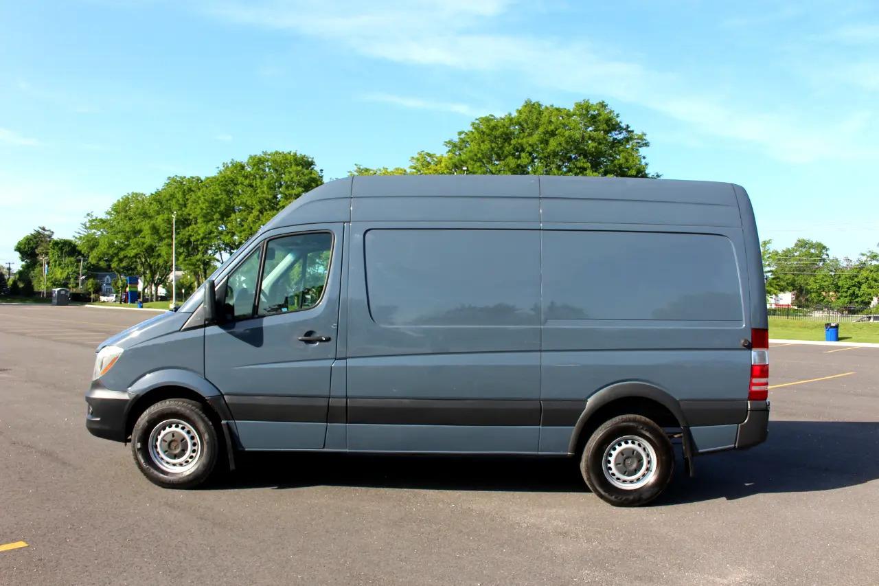 Mercedes-Benz Sprinter Cargo Van  2018