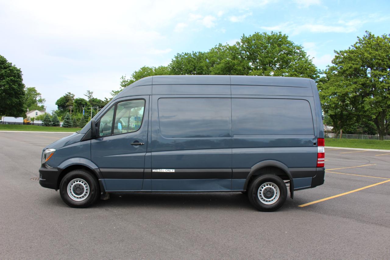 Mercedes-Benz Sprinter Cargo Van  2018