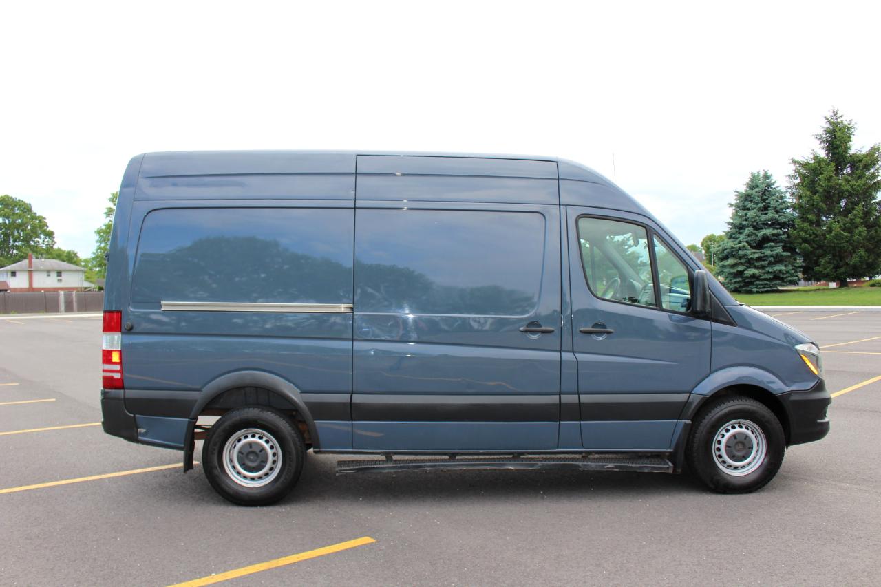 Mercedes-Benz Sprinter Cargo Van  2018