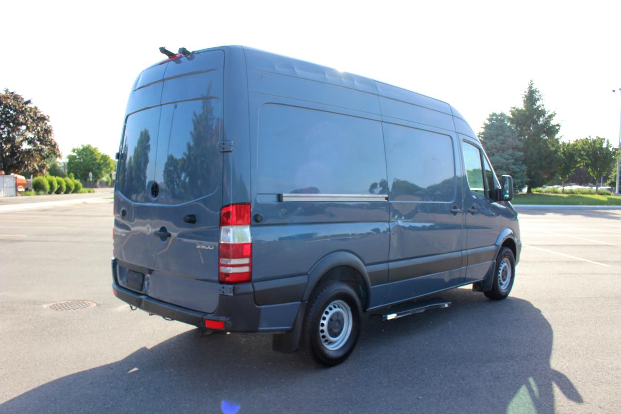 Mercedes-Benz Sprinter Cargo Van  2018