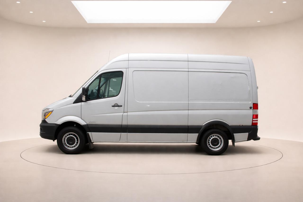 Freightliner Sprinter Cargo Vans 2500 144" 2014