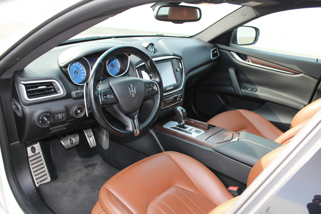 Maserati Ghibli 4dr Sdn S Q4 2015