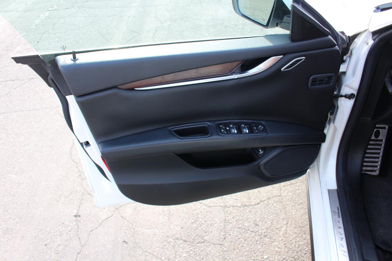 Maserati Ghibli 4dr Sdn S Q4 2015