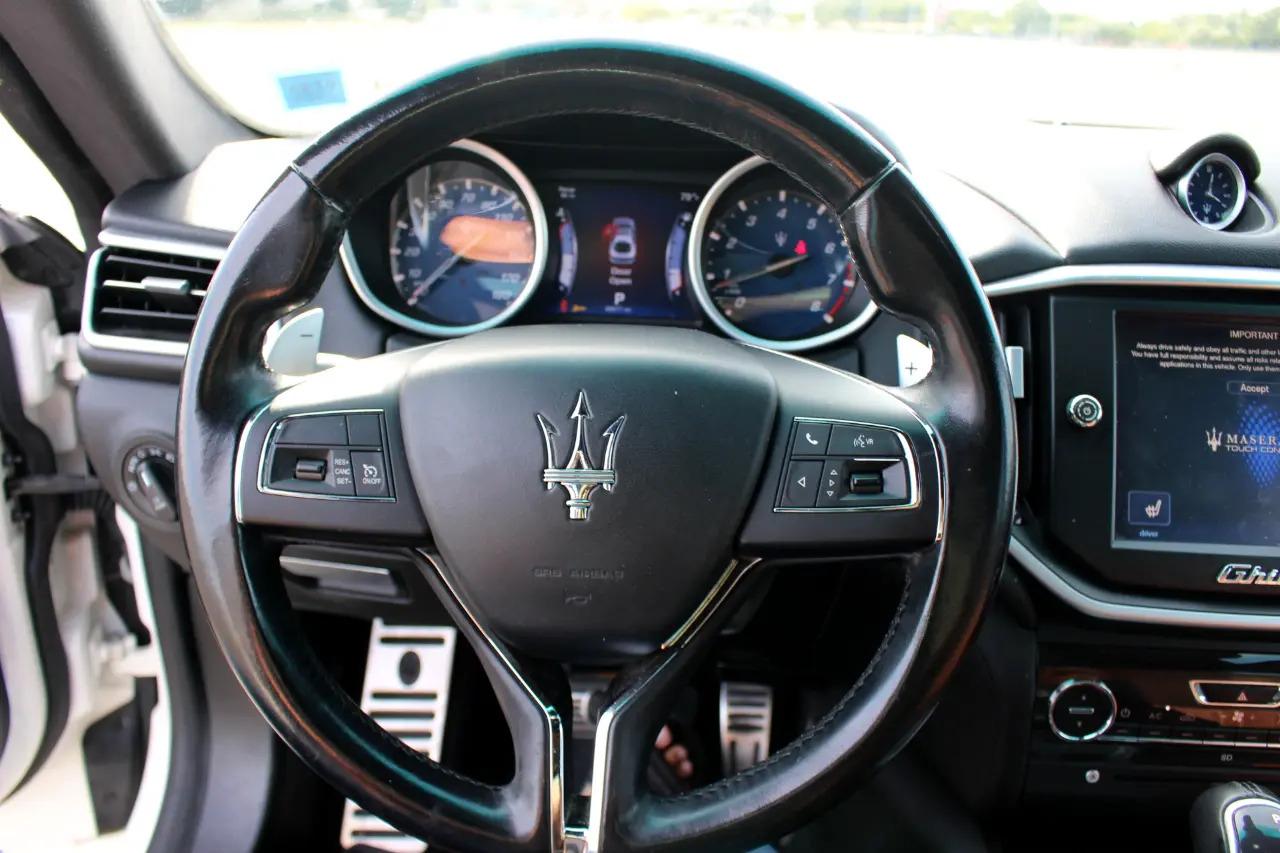 Maserati Ghibli 4dr Sdn S Q4 2015