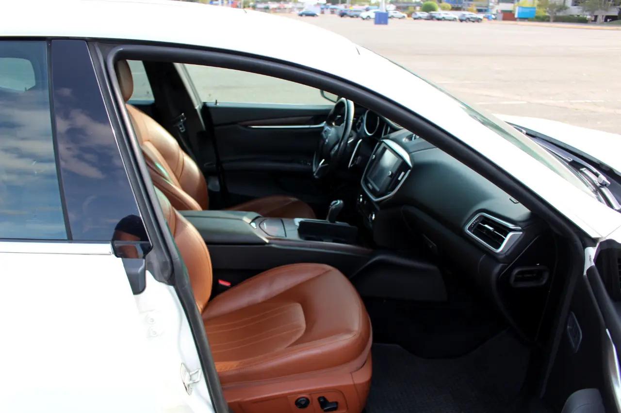 Maserati Ghibli 4dr Sdn S Q4 2015
