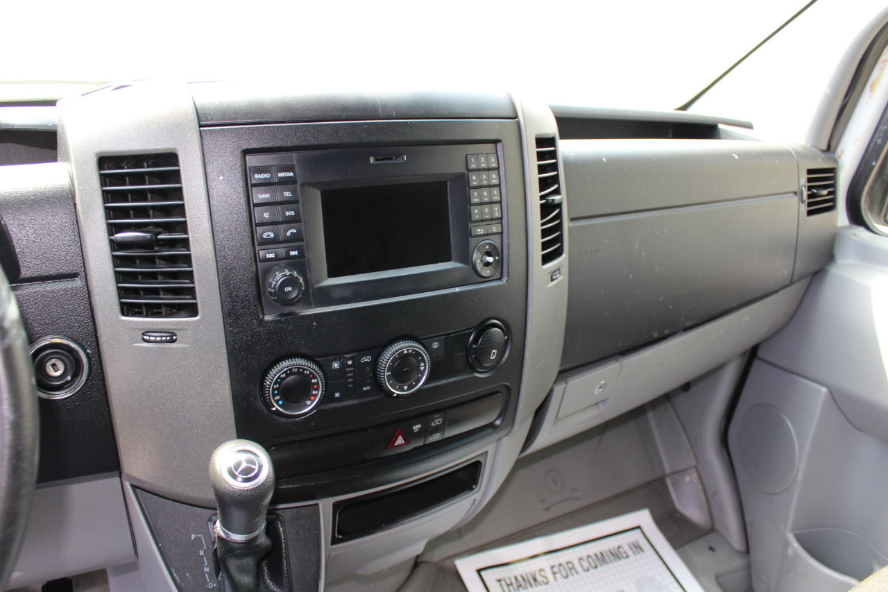 Mercedes-Benz Sprinter Cargo Vans 2500 170" 2014