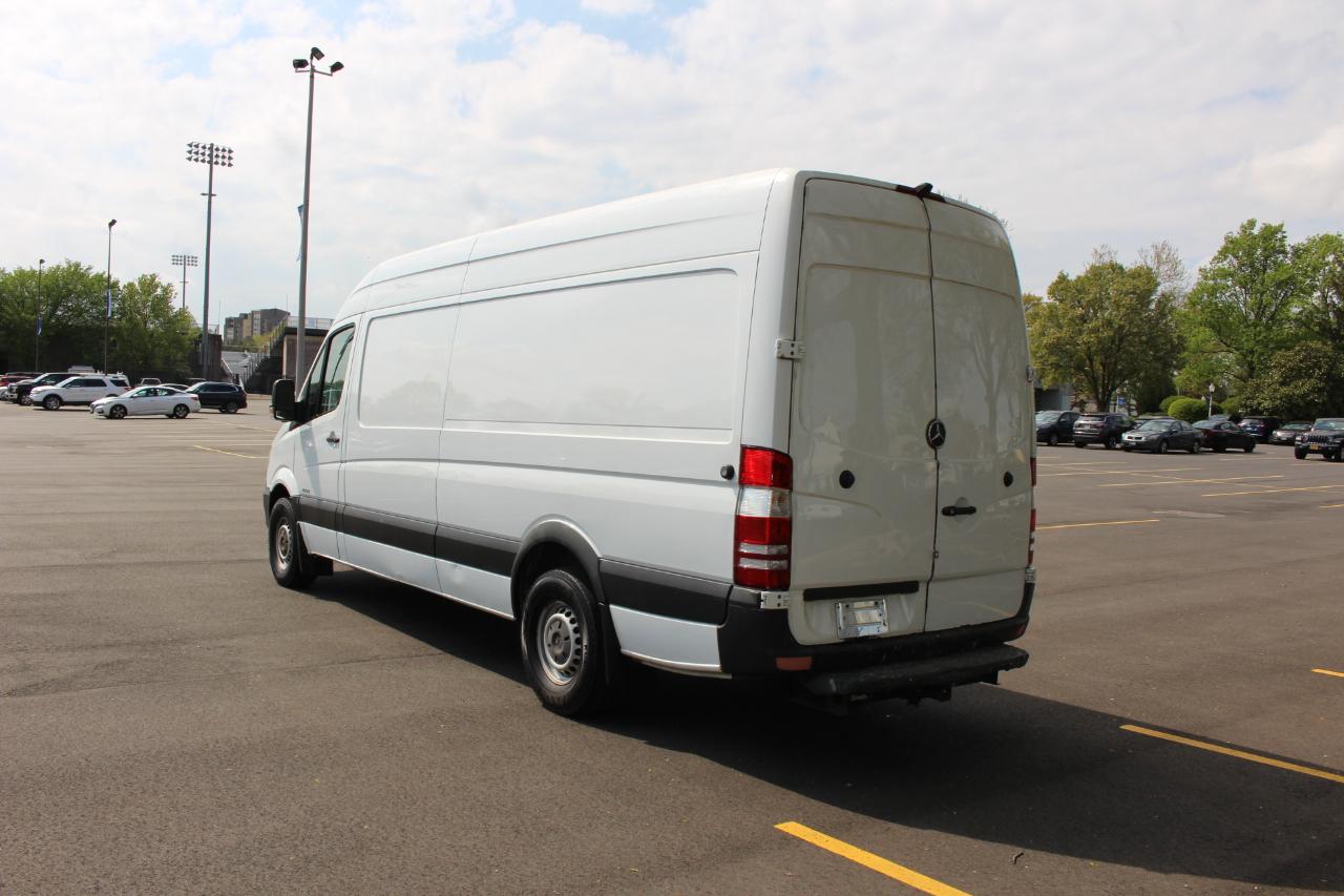 Mercedes-Benz Sprinter Cargo Vans 2500 170" 2014