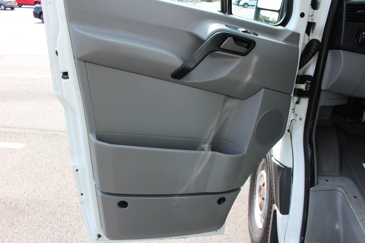 Mercedes-Benz Sprinter Cargo Vans 2500 170" 2014