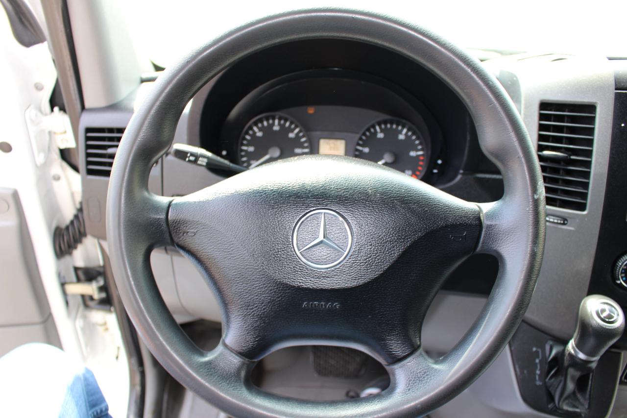 Mercedes-Benz Sprinter Cargo Vans 2500 170" 2014