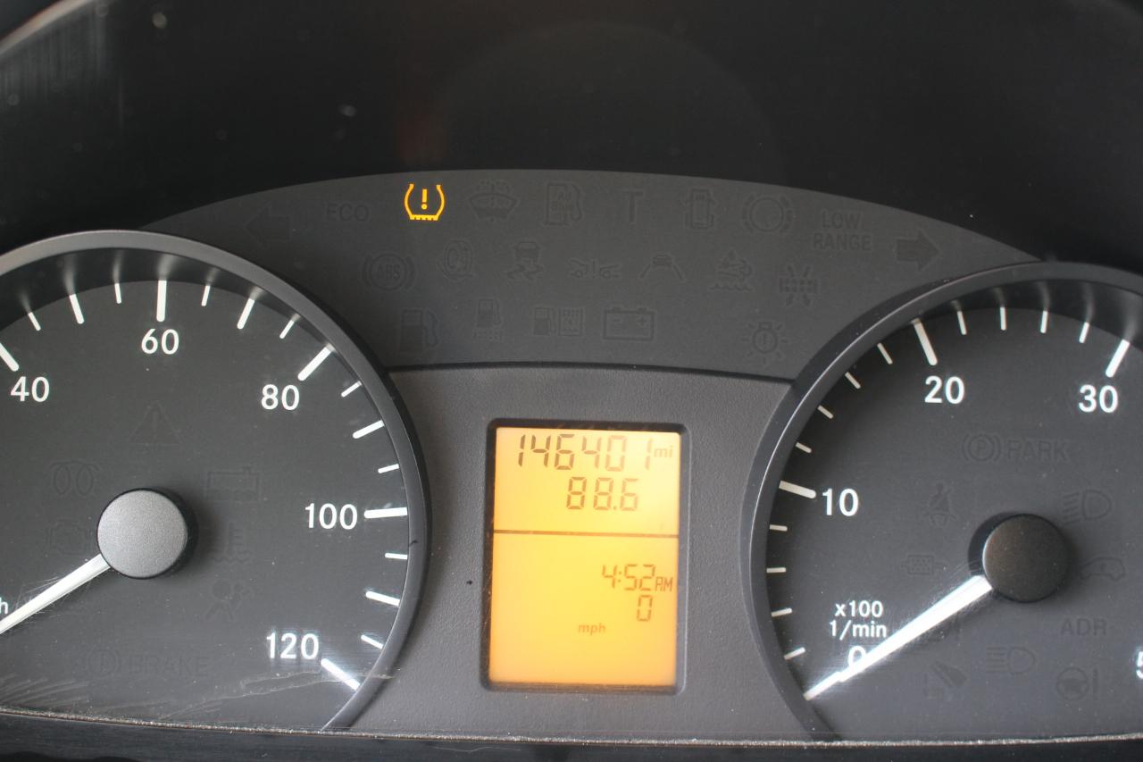 Mercedes-Benz Sprinter Cargo Vans 2500 170" 2014