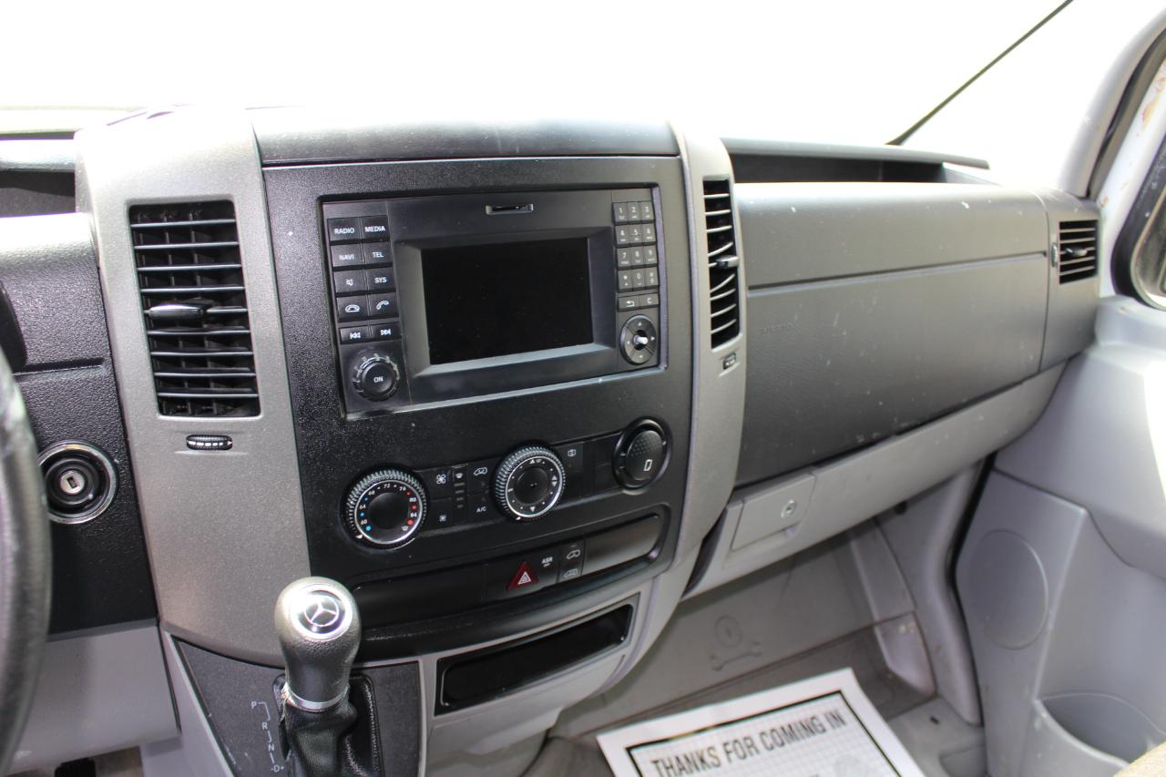 Mercedes-Benz Sprinter Cargo Vans 2500 170" 2014