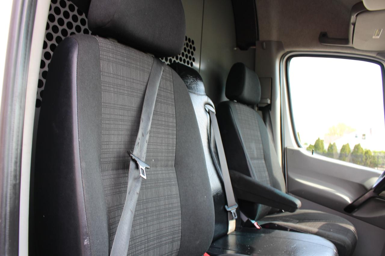 Mercedes-Benz Sprinter Cargo Vans 2500 170" 2014