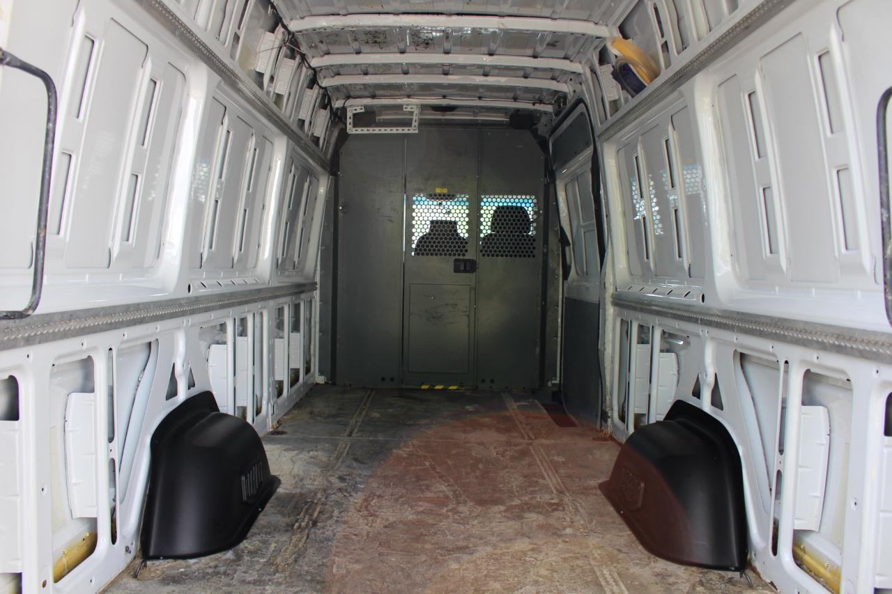 Mercedes-Benz Sprinter Cargo Vans 2500 170" 2014
