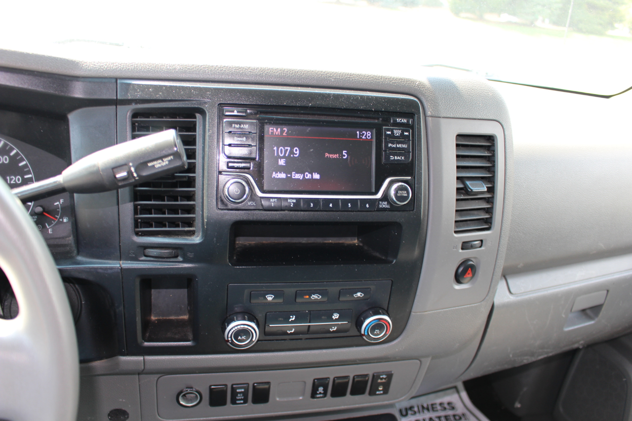 Nissan NV 2500 HD  2018