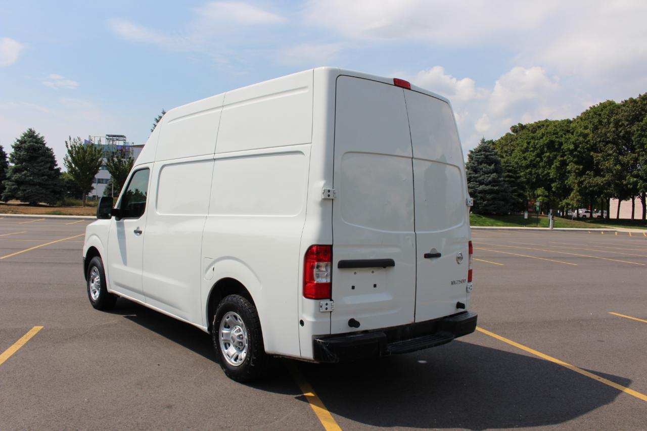 Nissan NV 2500 HD  2018