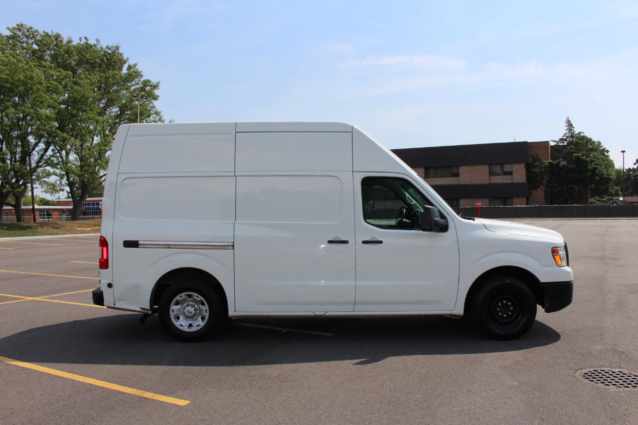 Nissan NV 2500 HD  2018