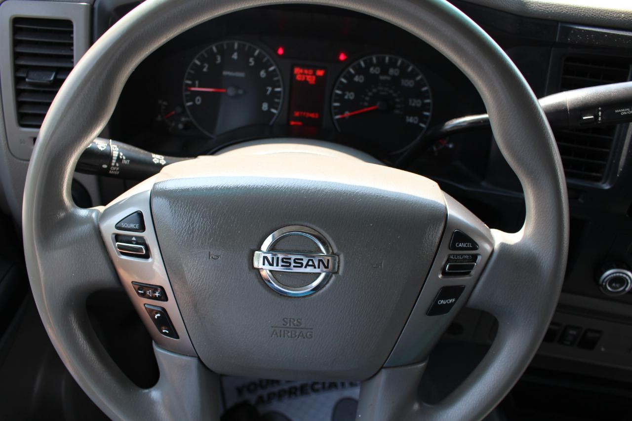 Nissan NV 2500 HD  2018