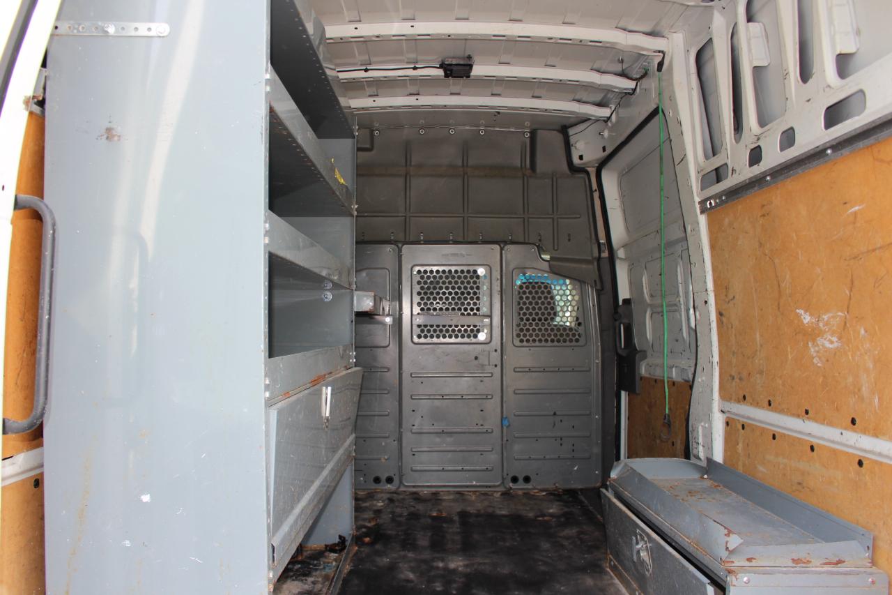 Nissan NV 2500 HD  2018