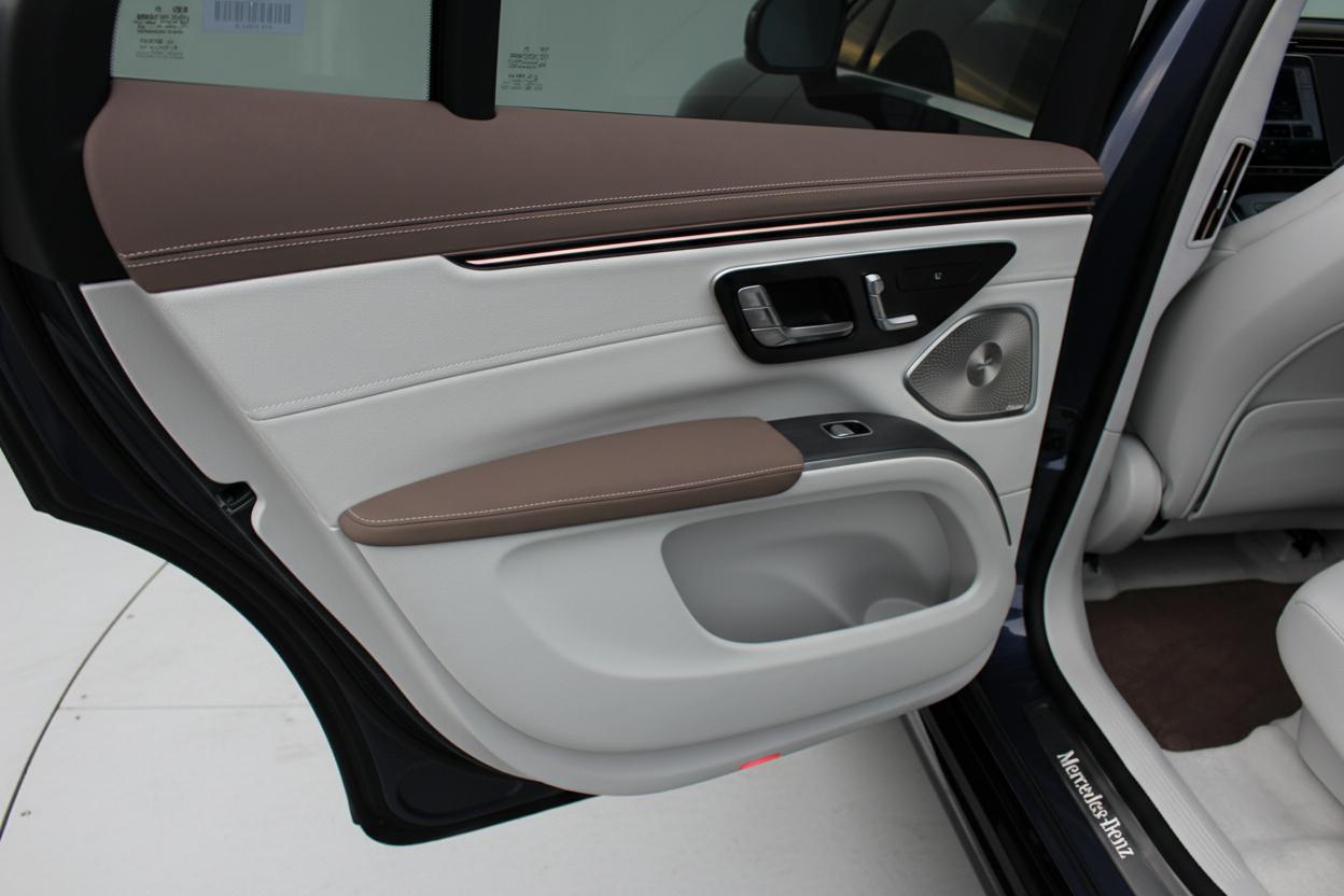 Mercedes-Benz EQS EQS 450 4MATIC SUV 2023