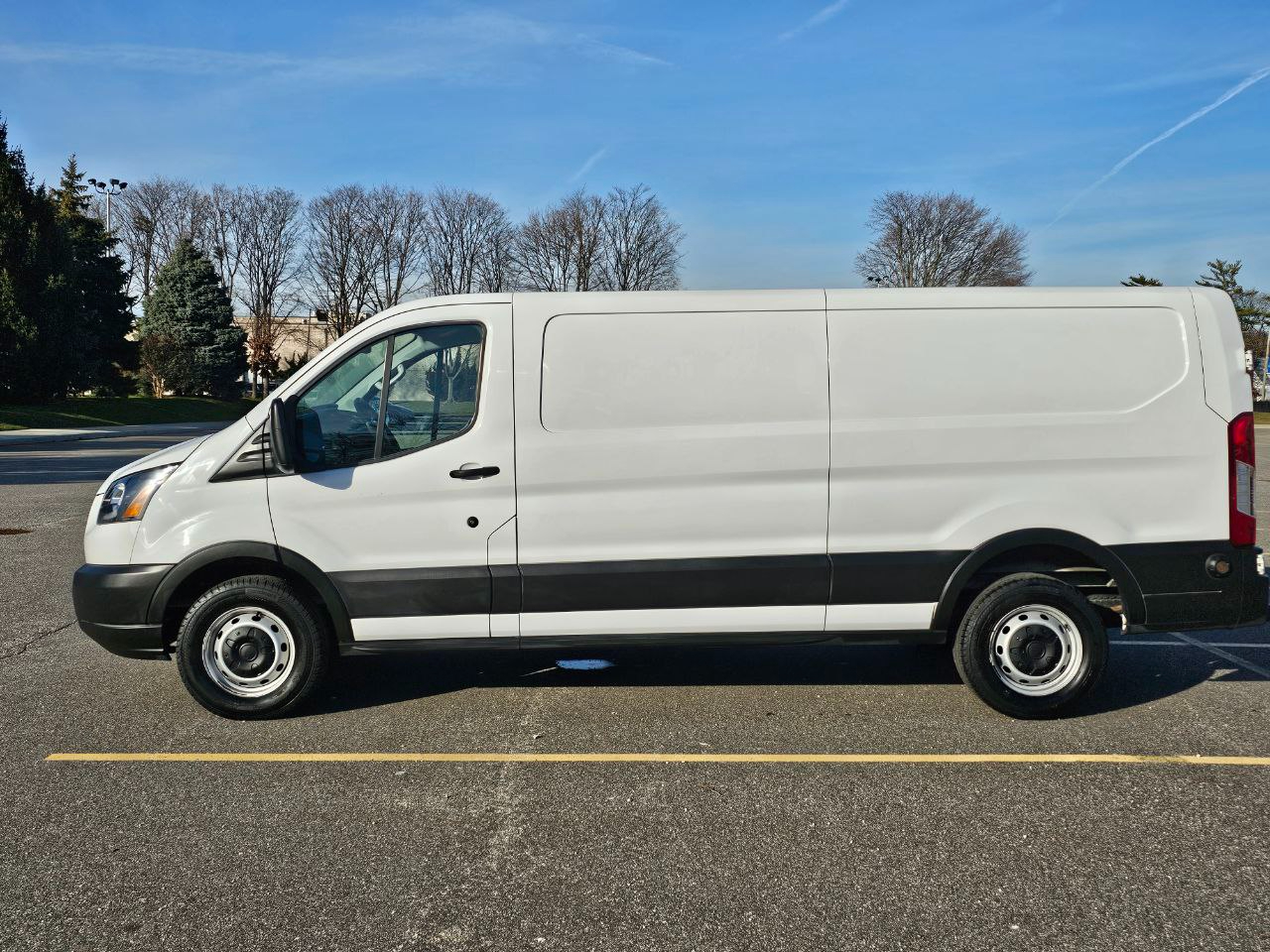 Ford Transit 350 Van Low Roof w/Sliding Pass. 148-in. WB 2019
