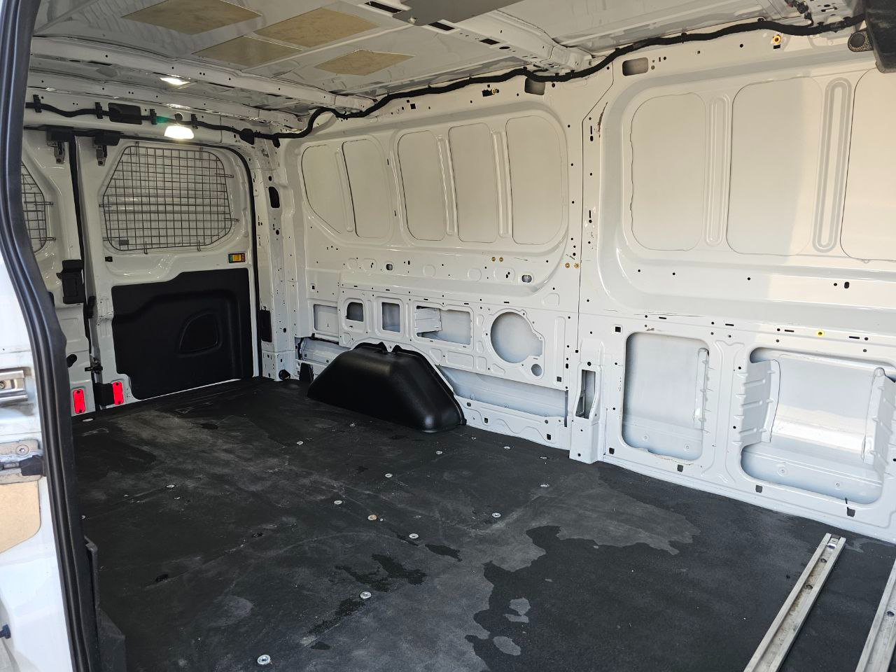 Ford Transit 350 Van Low Roof w/Sliding Pass. 148-in. WB 2019