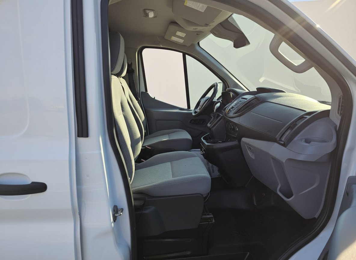 Ford Transit 350 Van Low Roof w/Sliding Pass. 148-in. WB 2019