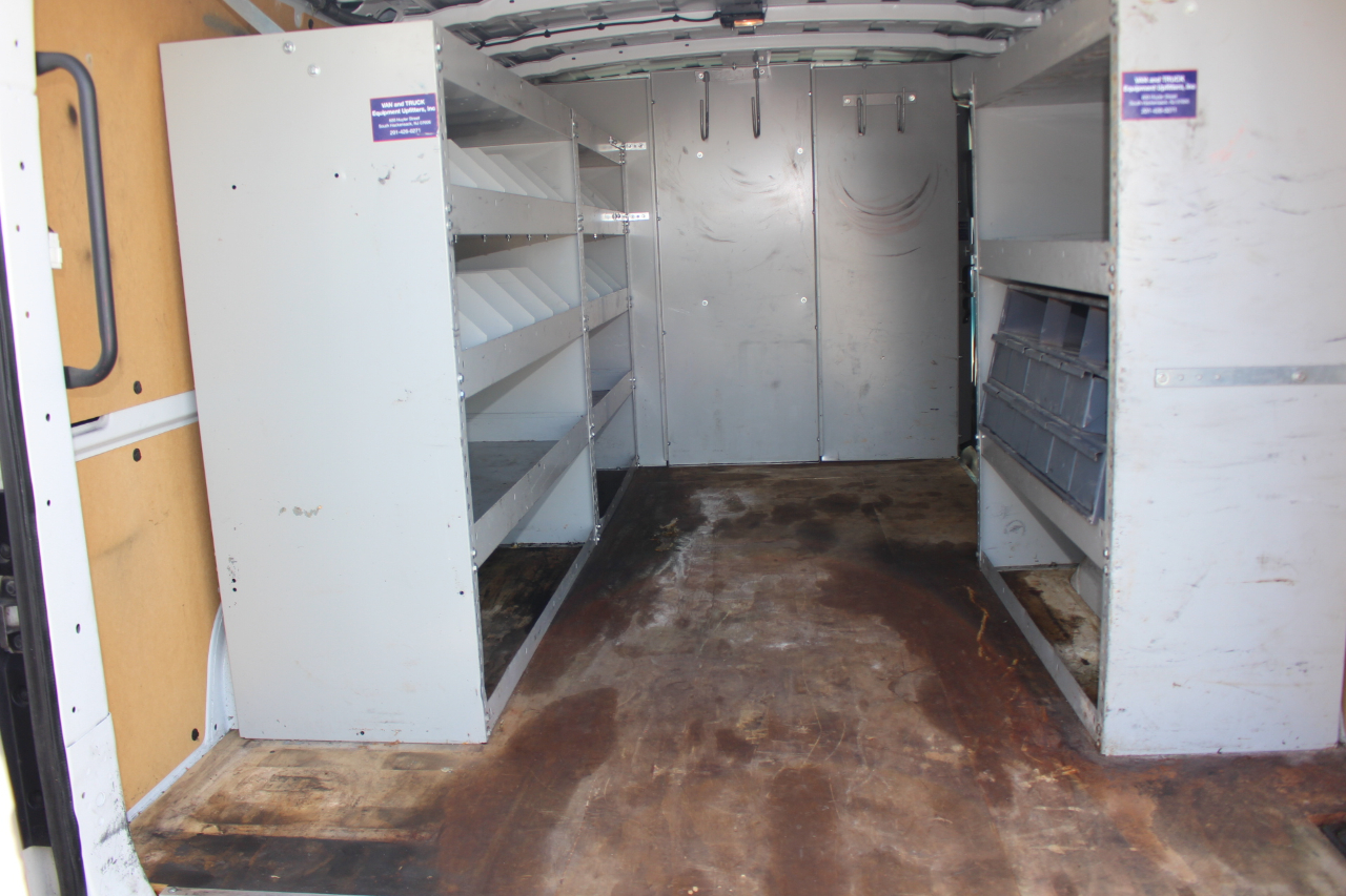 Nissan NV Cargo 2500 HD S V6 2020