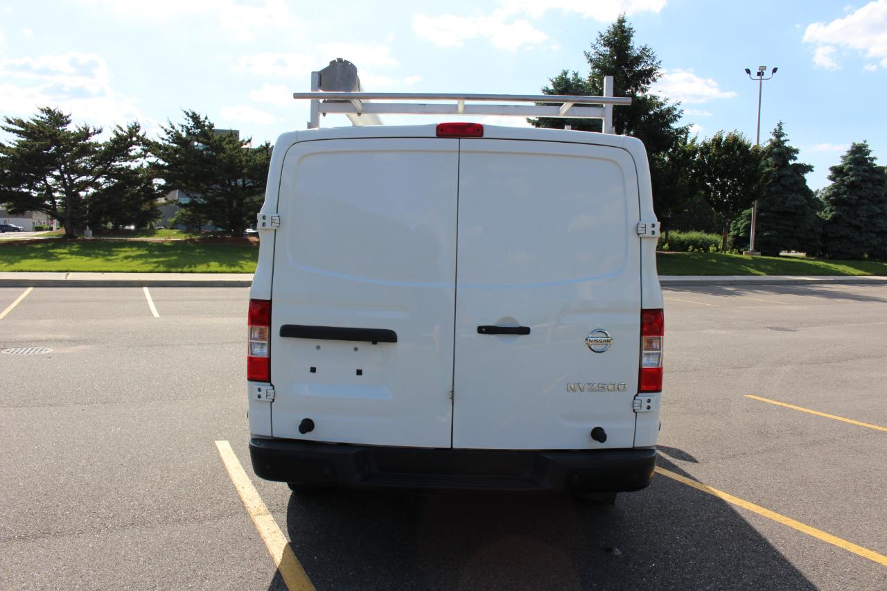 Nissan NV Cargo 2500 HD S V6 2020