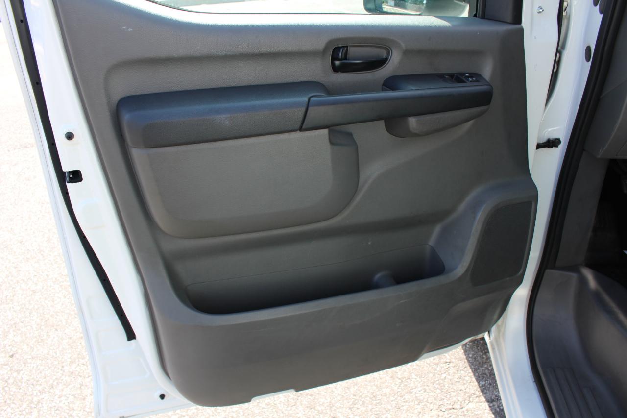 Nissan NV Cargo 2500 HD S V6 2020