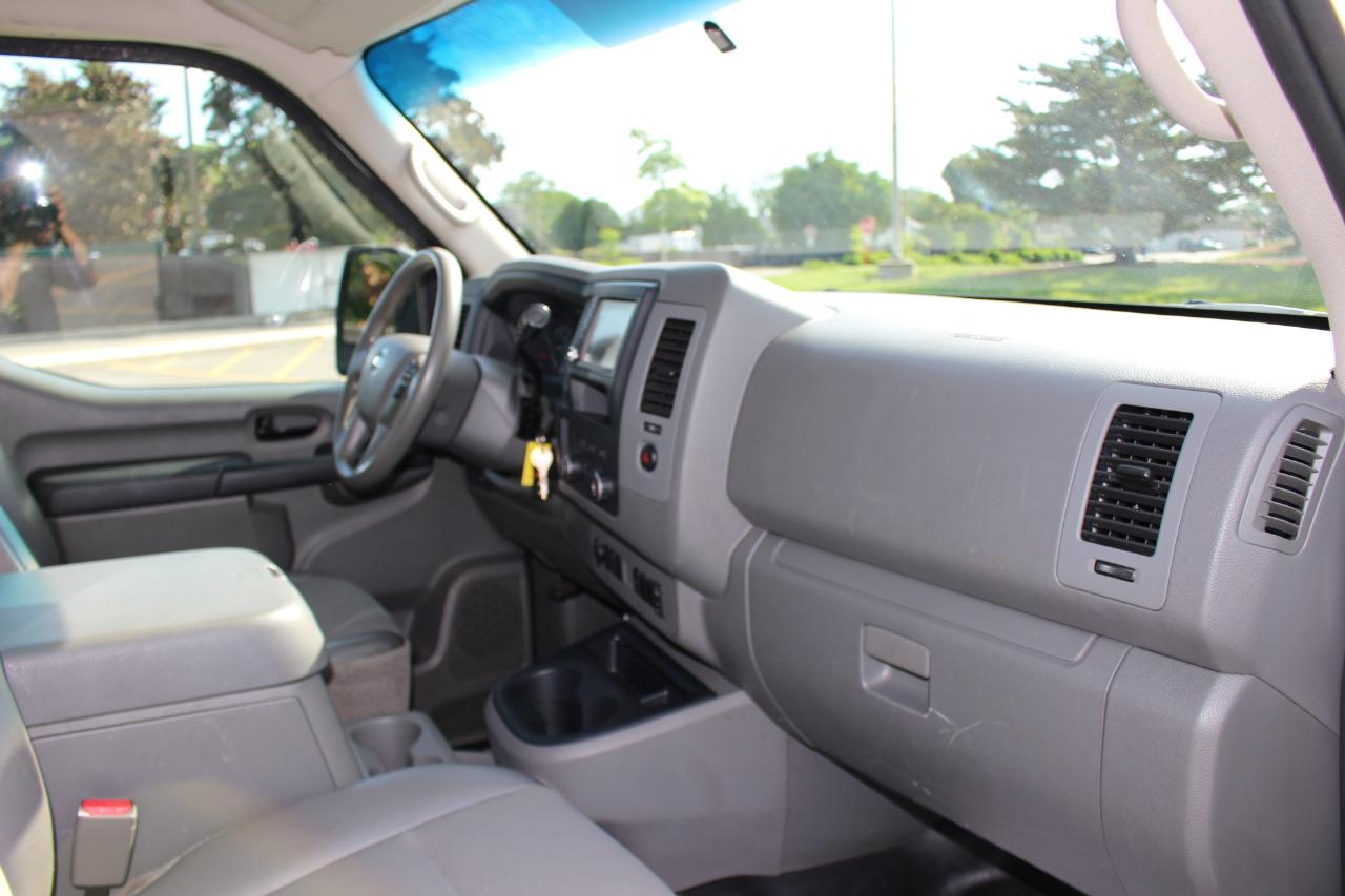 Nissan NV Cargo 2500 HD S V6 2020