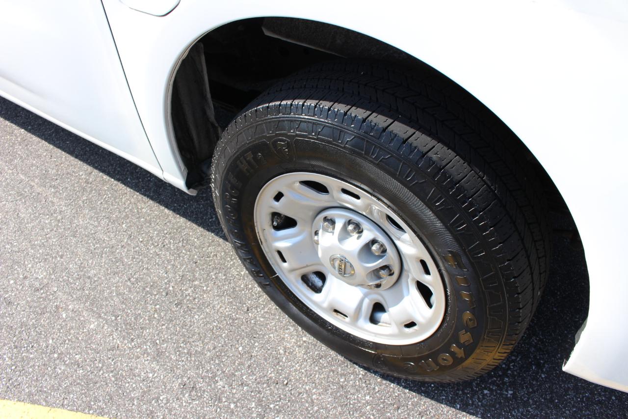 Nissan NV Cargo 2500 HD S V6 2020